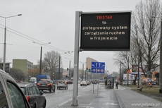 Pierwsza tablica zmiennej treści dla kierowców w ramach programu Tristar - stanęła przy ulicy Morskiej, fot. Sylwia Szumielewicz-Tobiasz