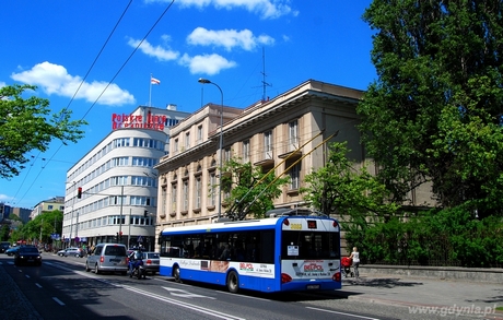 Trolejbus na ul. 10 Lutego, fot. Krzysztof Romański