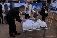 Uroczyste wmurowanie kamienia węgielnego pod budowę Gdyńskiego Inkubatora Przedsiębiorczości, fot. Dorota Patzer
