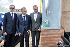 Wiceprezes Zarządu Pomorskiej Specjalnej Strefy Ekonomicznej Józef Bela, Prezydent Miasta Gdyni Wojciech Szczurek i Wiceprezydent Miasta Gdyni Michał Guć, fot. Dorota Nelke