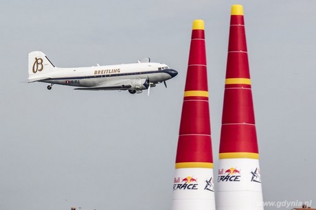 Chyba coś tutaj nie pasuje?, fot. Andreas Langreiter/Red Bull Content Pool