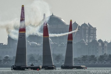 Szykana w Abu Dhabi w 2014 roku, fot. Predrag Vuckovic/Red Bull Content Pool