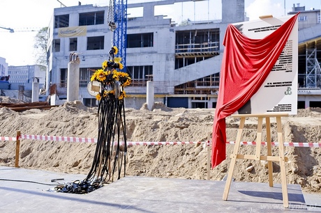 Celuloidowa wiecha nad Gdyńskim Centrum Filmowym, fot. Tomasz Lenik