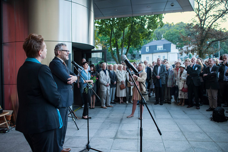 Wernisaż wystawy „Narodziny miasta. Gdyński modernizm w dwudziestoleciu międzywojennym” w Muzeum Miasta Gdyni / fot. Bogna Kociumbas