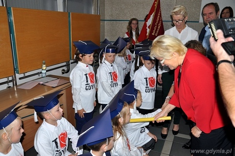 Pasowanie i ślubowanie pierwszaków Szkoły Podstawowej nr 42, fot. Michał Kowalski