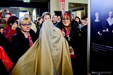 Wernisaż wystawy Trójka w obrazach wielkich mistrzów na Dworcu Gdynia Główna, fot. Maciej Czarniak
