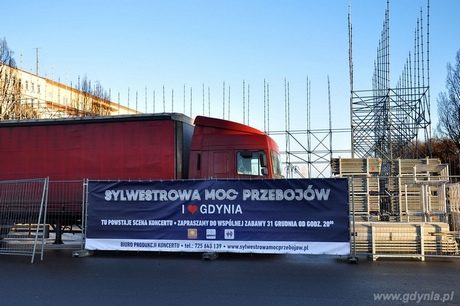Budowa sylwestrowej sceny, fot. Krzysztof Romański
