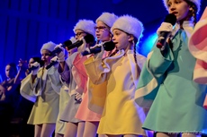 Świąteczny koncert gdyńskich zespołów dziecięcych na II Spotkaniu Rodzinnym, fot. Maciej Czarniak