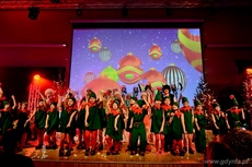 Świąteczny koncert gdyńskich zespołów dziecięcych na II Spotkaniu Rodzinnym, fot. Maciej Czarniak