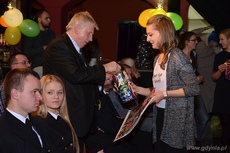 Wielka orkiestrowa licytacja prowadzona przez prezydenta Wojciecha Szczurka w Teatrze Miejskim, fot. Michał Puszczewicz