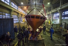 Transport modułów kadłuba makiety transatlantyka Batory, fot. D. Jagodziński / Muzeum Emigracji w Gdyni