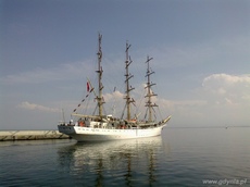 Dar Młodzieży wyrusza w pierwszą zagraniczną podróż szkoleniową w 2015 roku, fot. Akademia Morska
