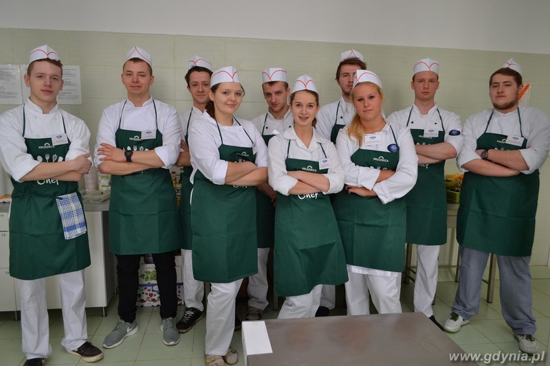 Konkurs „Znani i lubiani gotują z uczniami” / fot. Zespół Szkół Hotelarsko – Gastronomicznych