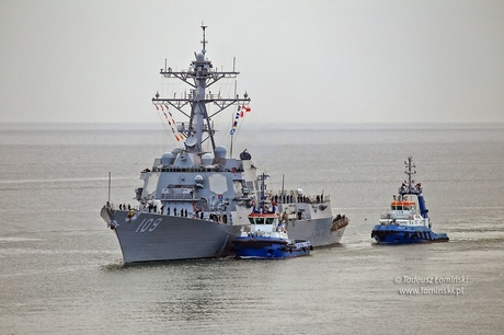 Amerykański niszczyciel USS Jason Dunham w gdyńskim porcie, fot. Tadeusz Łomiński