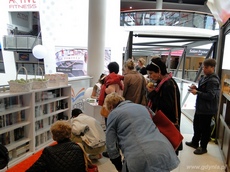 Biblio-Punkt w centrum handlowym Batory, fot. Katarzyna Kaczmarek