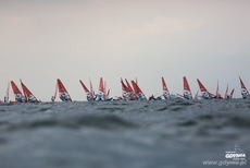 Mistrzostwa świata juniorów w olimpijskiej klasie RS:X na Volvo Gdynia Sailing Days 2015, fot. Robert Hajduk