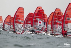 Mistrzostwa świata juniorów w olimpijskiej klasie RS:X na Volvo Gdynia Sailing Days 2015, fot. Robert Hajduk