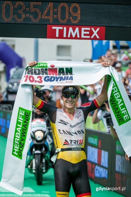 Zwycięzca Herbalife IRONMAN 70.3 Gdynia Nils Frommhold / fot. gdyniasport.pl