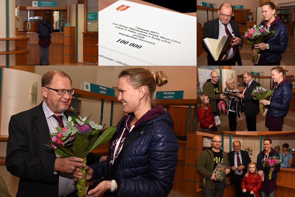 Stutysięczny sobotni interesant Urzędu Miasta Gdyni / fot. Michał Puszczewicz