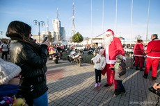 Wielka parada Mikołajów na motocyklach, fot. Karol Stańczak