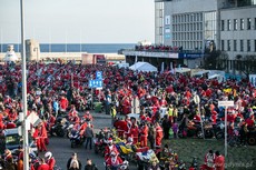 Wielka parada Mikołajów na motocyklach, fot. Karol Stańczak