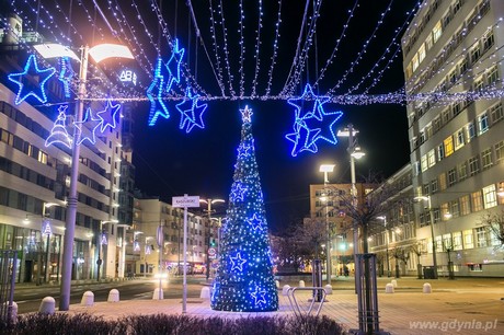 Świąteczna choinka i iluminacje na pl. Kaszubskim, fot. Karol Stańczak