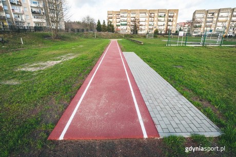 Skocznia do skoków w dal przy Zespole Szkół nr 13, fot. gdyniasport.pl