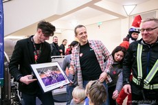 Licytacje 24. Finału Wielkiej Orkiestry Świątecznej Pomocy w Muzeum Emigracji, fot. Karol Stańczak