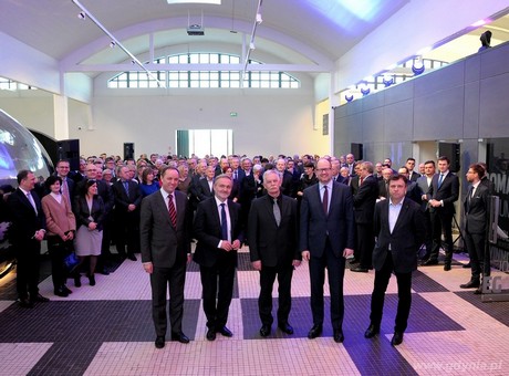 Od lewej marszałek Woj. Pomorskiego Mieczysław Struk, prezydent miasta Gdyni Wojciech Szczurek, wicewojewoda pomorski Mariusz Łuczyk, prezydent miasta Gdańska Paweł Adamowicz i prezydent miasta Sopotu Jacek Karnowski, fot. Michał Kowalski
