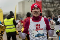 Na mecie Biegu Urodzinowego PKO Grand Prix Gdyni 2016, fot. gdyniasport.pl