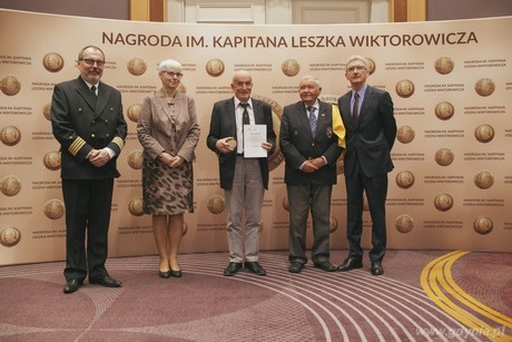 Zygmunt Choreń odbiera Nagrodę Specjalną im. kpt. Leszka Wiktorowicza, fot. Press Club Polska