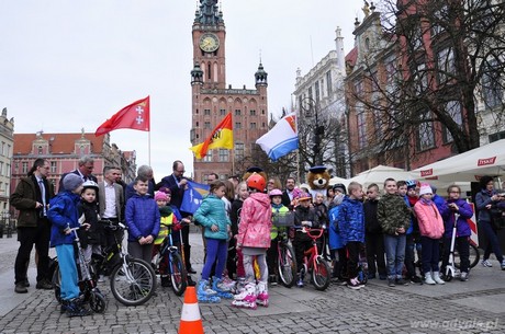 Inauguracja kampanii Rowerowy Maj na ul. Długiej w Gdańsku, fot. Małgorzata Omachel-Kwidzińska