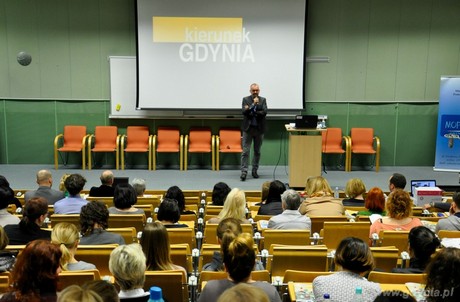 Wiceprezydent Michał Guć na  seminarium „Kurs na rodzinę - sposoby skutecznego pomagania, fot. Barbara Betlejewska