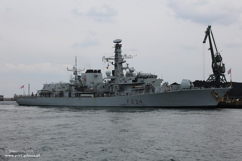 Brytyjski okręt HMS Iron Duke / fot. Tadeusz Urbaniak www.port.gdynia.pl