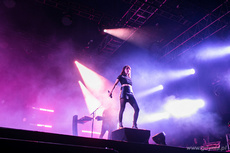 Chvrches na Open`er Festival, fot. Karol Stańczak