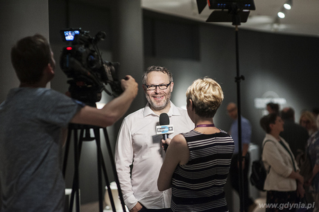 Dyrektor Muzeum Miasta Gdyni Jacek Friedrich na wernisażu wystawy Marek Cecuła - Polskie Projekty Polscy Projektanci, fot. Bogna Kociumbas