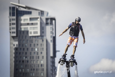 Gdynia Fly Cup - Międzynarodowe Mistrzostwa we freestyle flyboardingu, fot. gdyniasport.pl