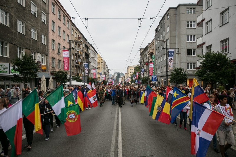 Droga Krzyżowa w ramach Dni w Diecezjach, poprzedzających Światowe Dni Młodzieży / fot. Karol Stańczak