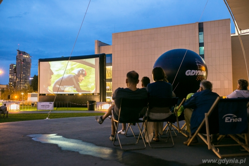 Kino letnie z Vectra VOD, zorganizowane z okazji Herbalife IRONMAN 70.3 Gdynia / fot. Karol Stańczak