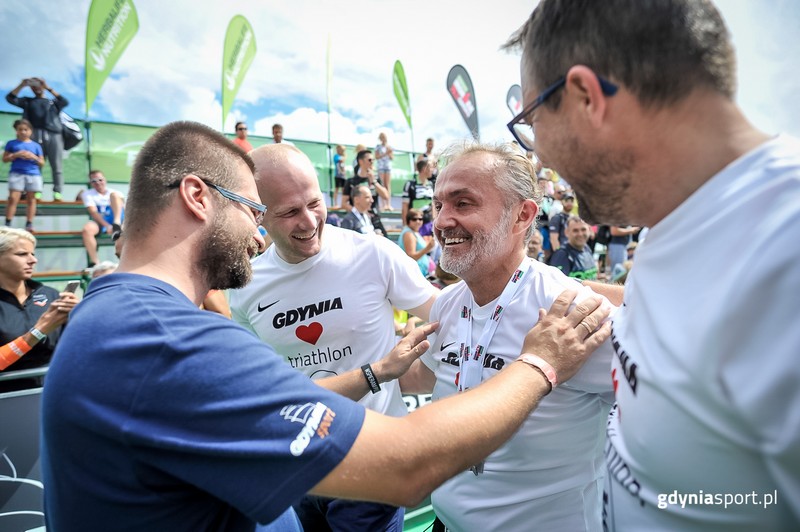 Herbalife IRONMAN 70.3 Gdynia - gdyński „Dream Team” w składzie: wiceprezydent Gdyni Bartosz Bartoszewicz, dyrektor GCS Marek Łucyk oraz prezydent Gdyni Wojciech Szczurek