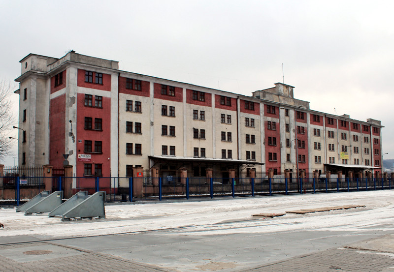 monopol tytoniowy ul. Polska 7