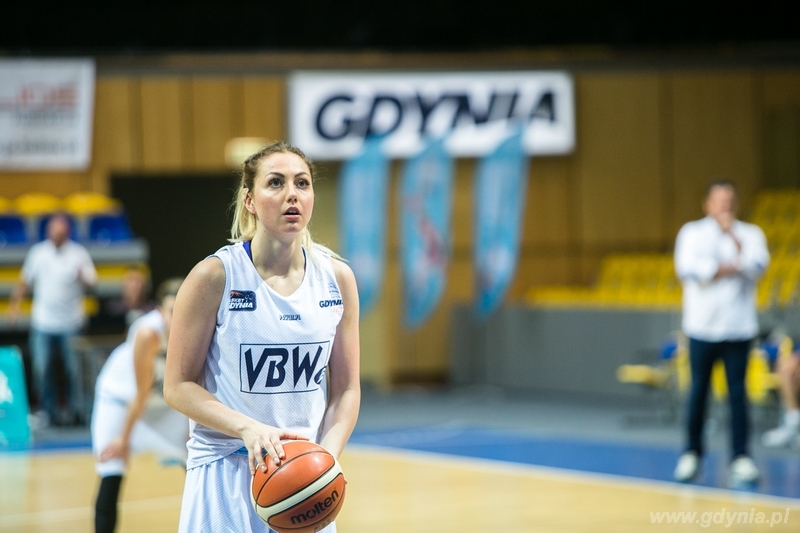 Memoriał Franciszki Cegielskiej i Małgorzaty Dydek - mecz  Basket 90 Gdynia – VBW CEEK Cegled / fot. Karol Stańczak