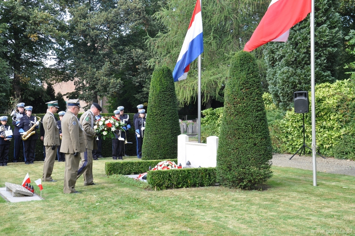 Obchody 72. rocznicy wyzwolenia holenderskiego Axel z gdyńskim akcentem / fot. Agnieszka Wołowicz
