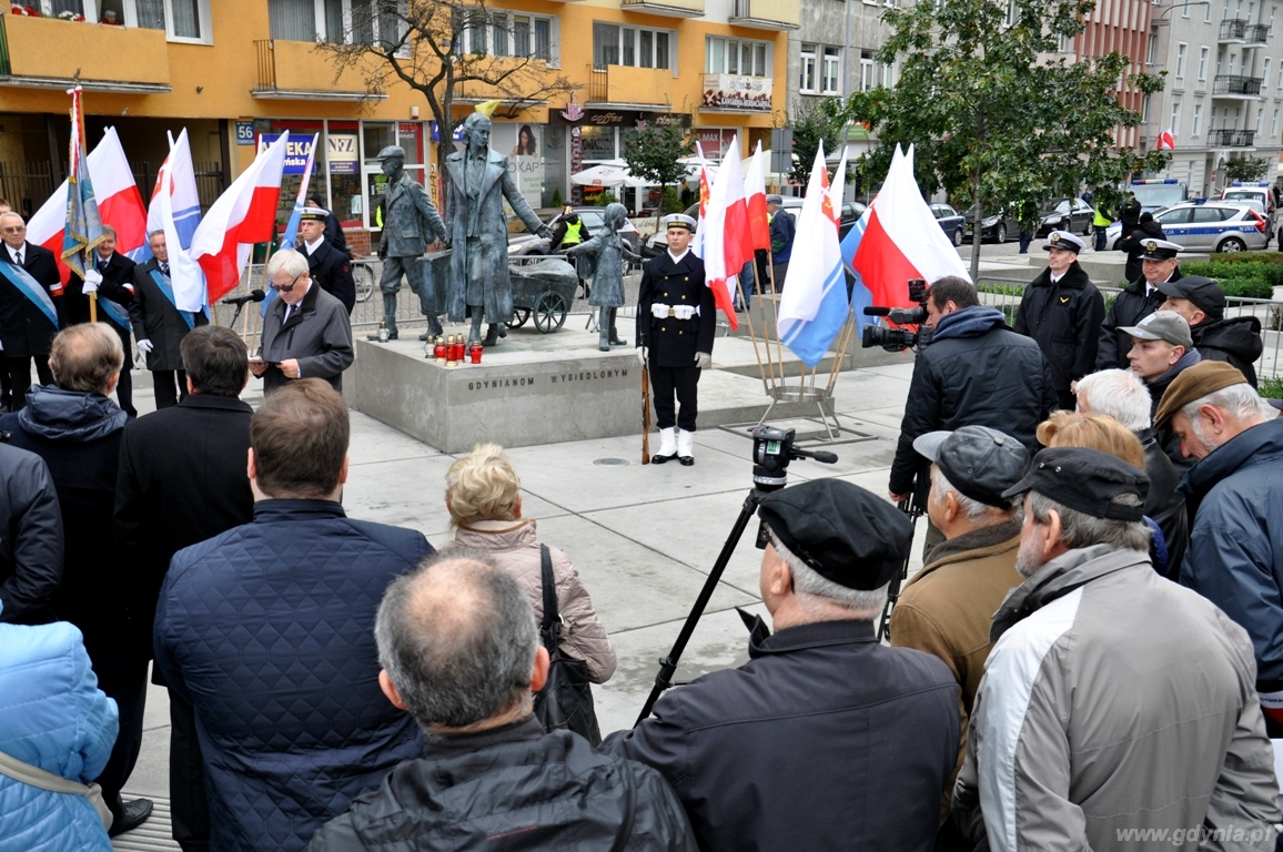 77. rocznica wysiedleń ludności cywilnej z Gdyni / fot. Barbara Betlejewska