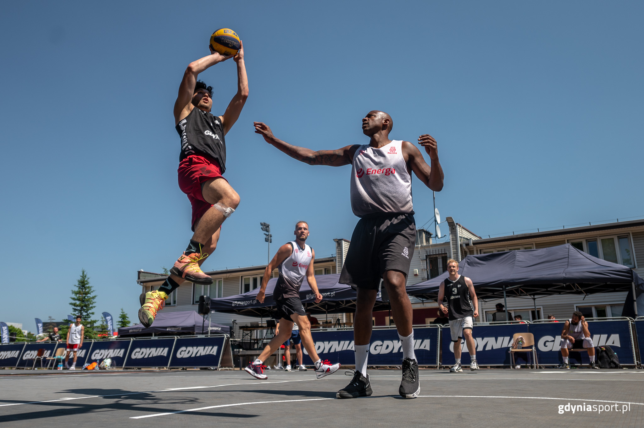 Zawodnicy podczas 3x3 Gdynia w trakcie gry