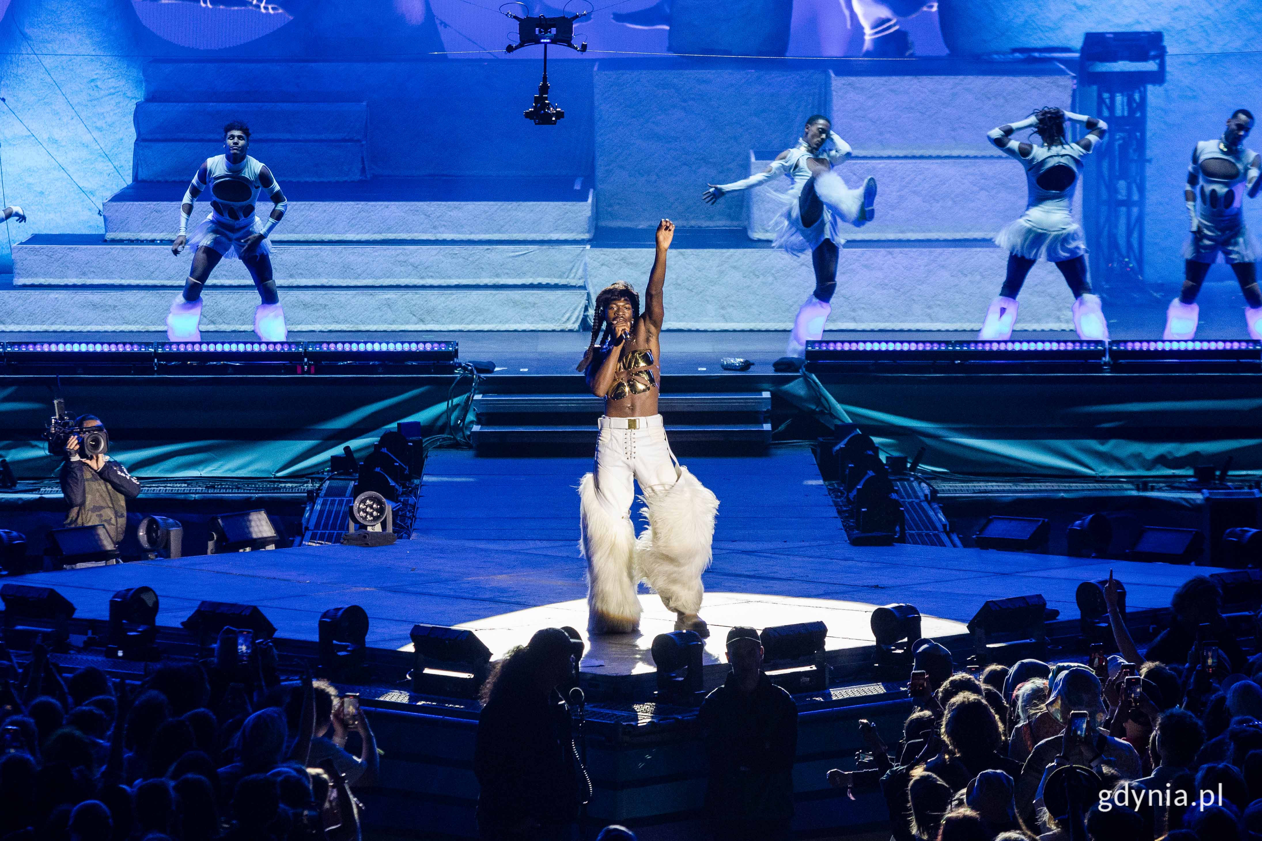 Lil Nas X podczas koncertu na Open'erze 2023 // fot. Karol Stańczak
