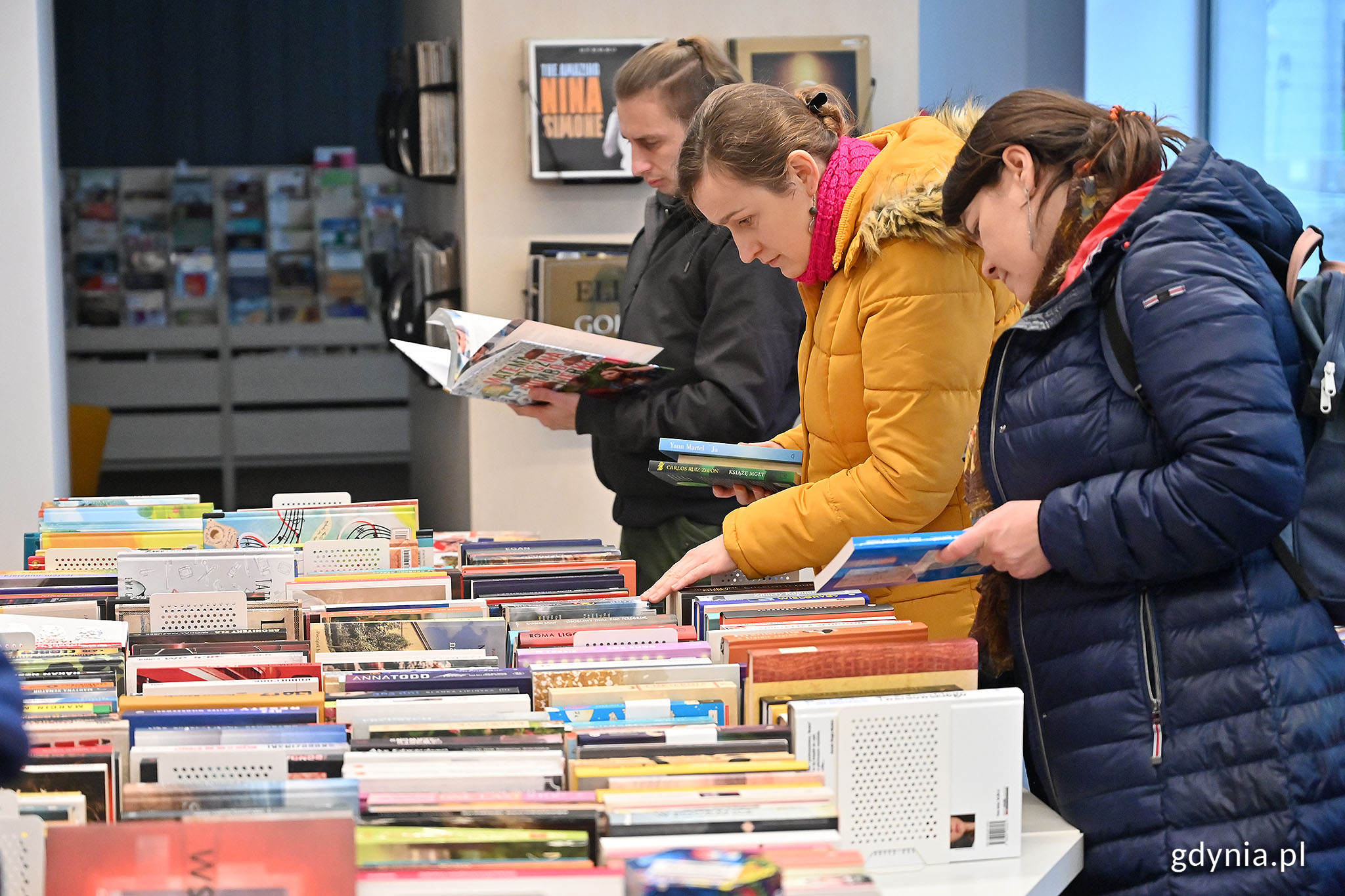 Kiermasz książek na rzecz WOŚP w Bibliotece Śródmieście, fot. Michał Puszczewicz