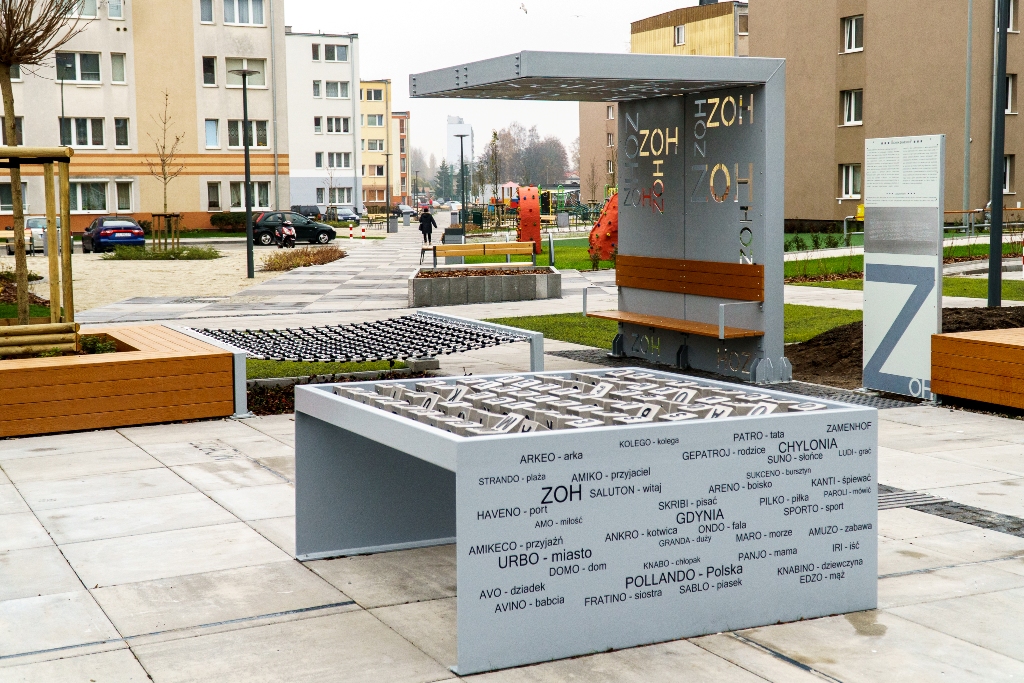 Rewitalizacja osiedla Zamenhofa-Opata Hackiego w Gdyni Chyloni. Źródło: www.modernizacjaroku.org