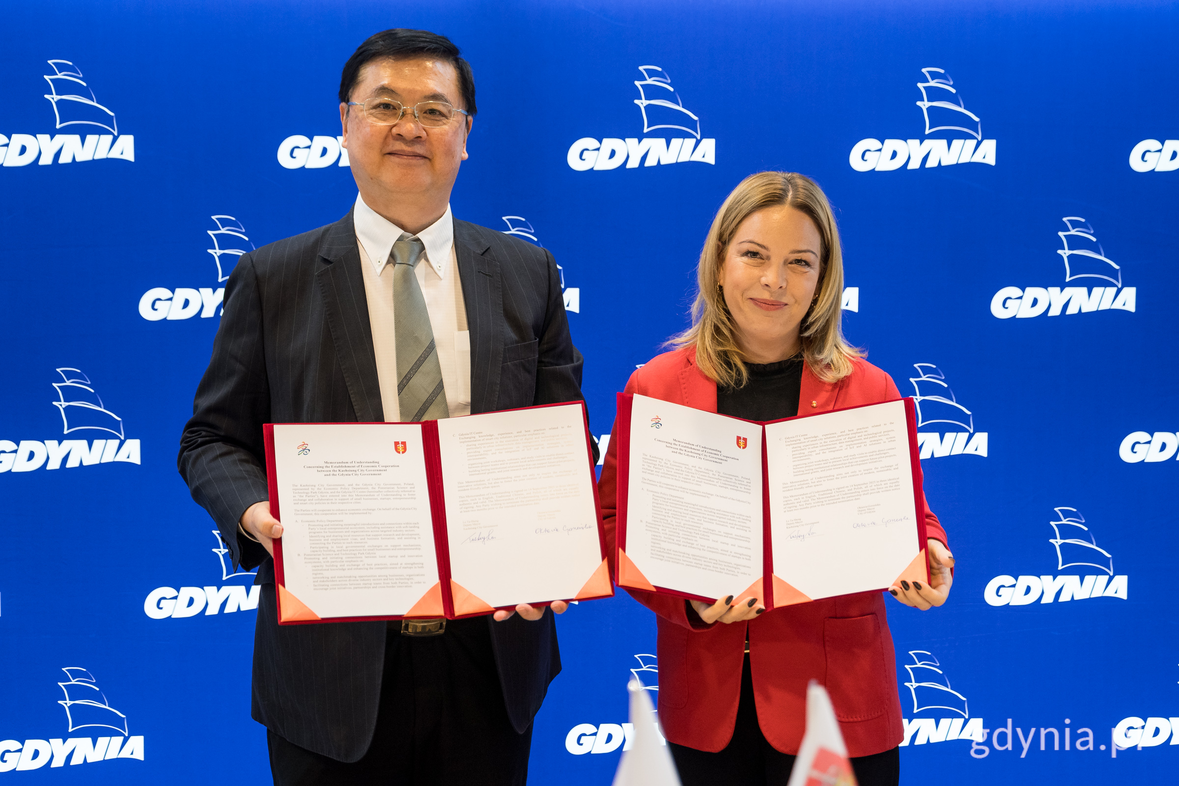 Memorandum dotyczące współpracy gospodarczej podpisali: wiceprezydentka Oktawia Gorzeńska i wiceprezydent Lo Ta-Sheng
