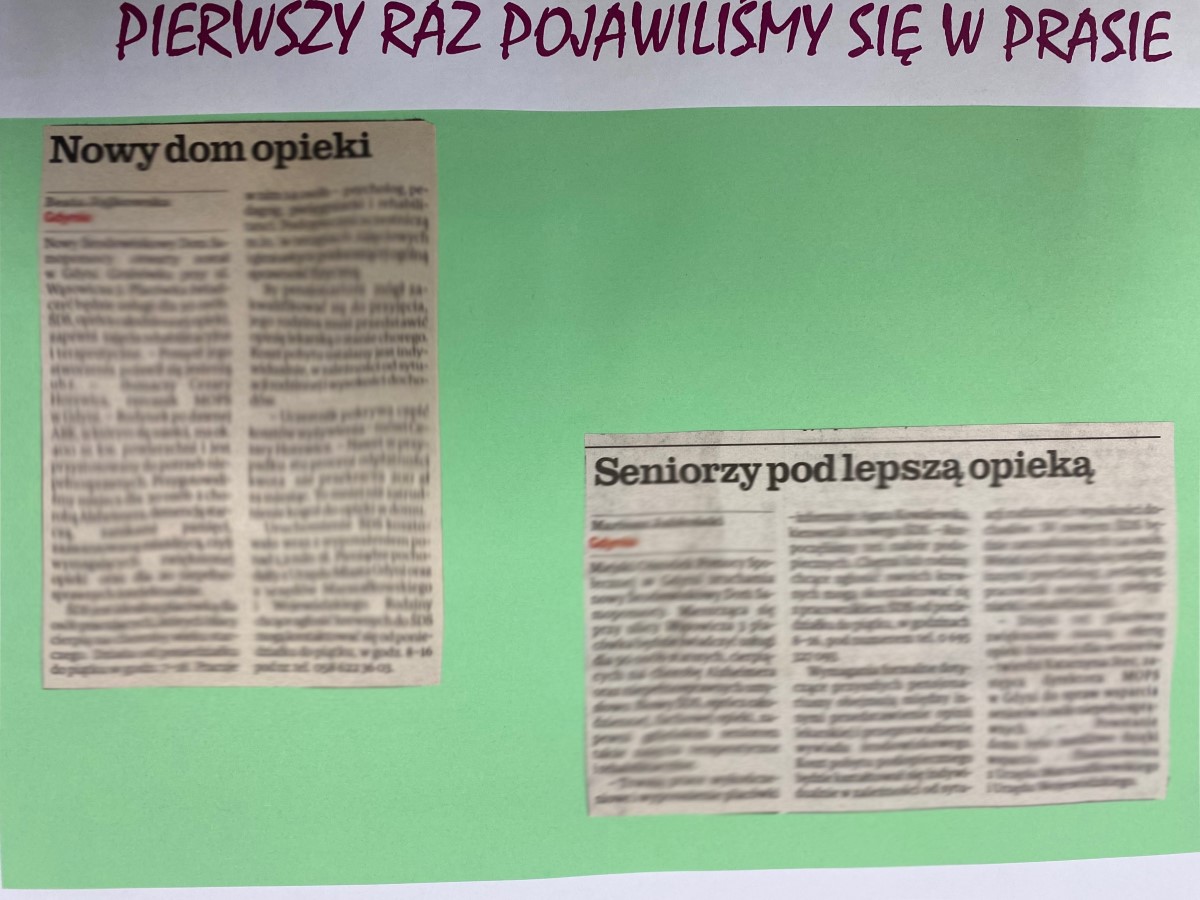 Zdjęcie przedstawia wycinki prasowe z kroniki placówki dokumentujące jej otwarcie. 